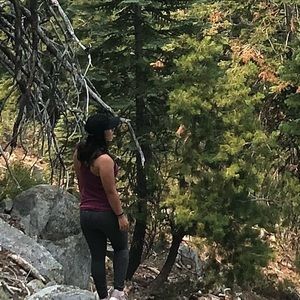 Meet your Posher, Dani